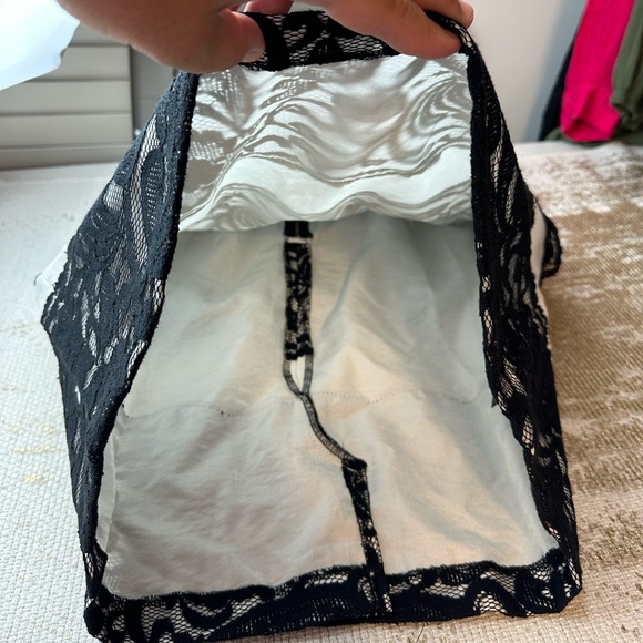 THE LIMITED Sleeveless Black Lace With White Underlay Dress | Size 10 - Picture 10 of 16
